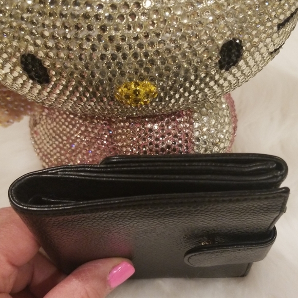 Chanel Black Caviar CC Wallet - Picture 5 of 8